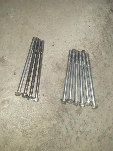 Rex Rs 450  Motorblock schrauben